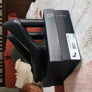 Naturalizer Leather Heels